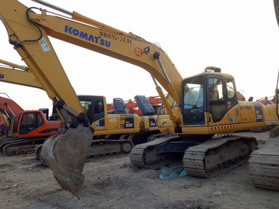 二手挖掘機(jī),二手進(jìn)口小松PC200-7,實地實景拍攝,原創(chuàng)!